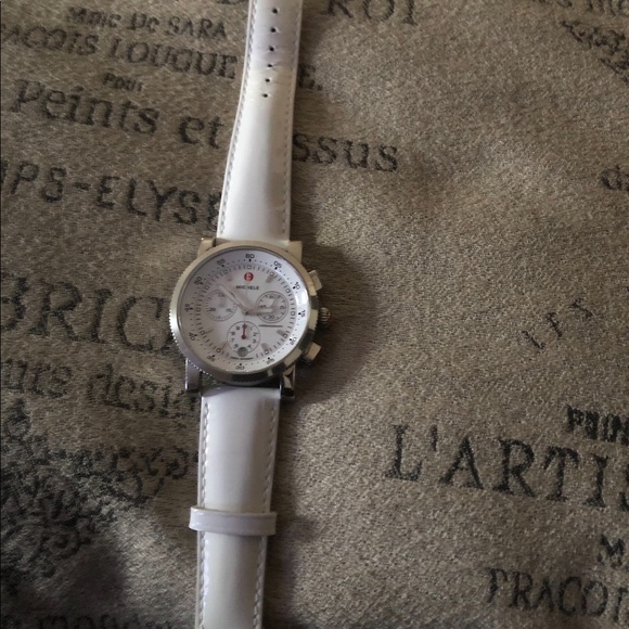 Watch - Picture 3 of 3